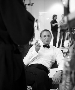 black-white-007-daniel-craig-4