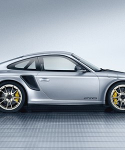 Unveiled: 2011 Porsche 911 GT2 RS