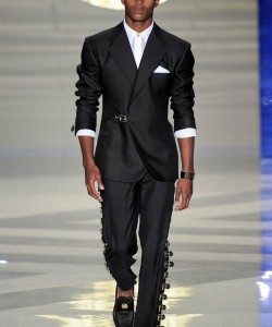 Milan Fashion Week | Versace Spring/Summer 2012