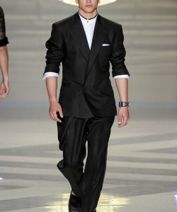 Milan Fashion Week | Versace Spring/Summer 2012