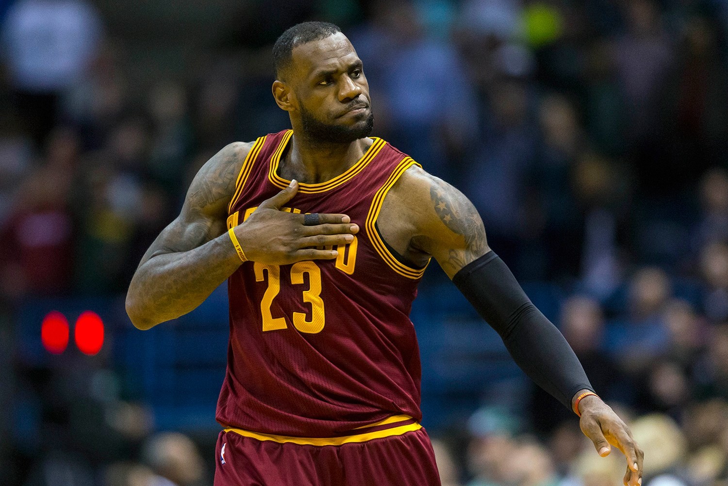 Nike Inks New Lifetime Lebron James Contract