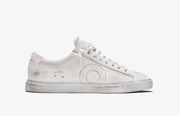 What Makes Golden Goose Sneakers So Popular? - Oliver Cabell