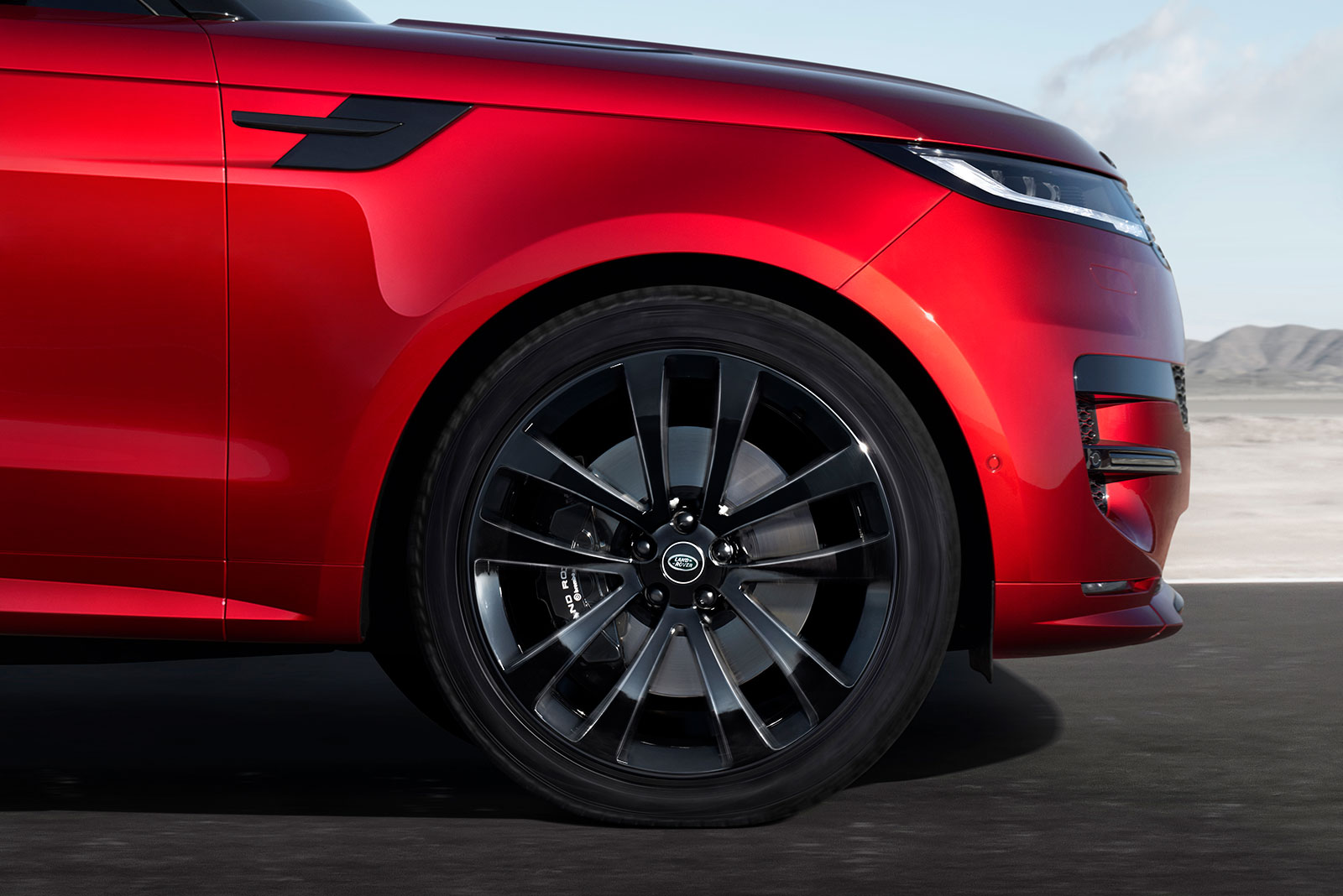 2023 Range Rover Sport  Modernist Luxury, Dynamics and