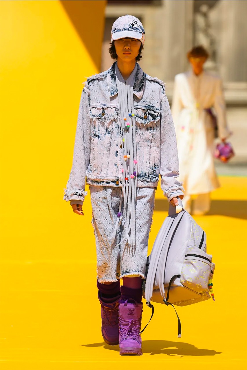 X \ LVMH على X: Discover @LouisVuitton 's Men's Spring/Summer 2023  collection, named Strange Math presented in the Carré du Louvre bringing  together imagination and reality. Learn more:  #LVMH  #LouisVuitton