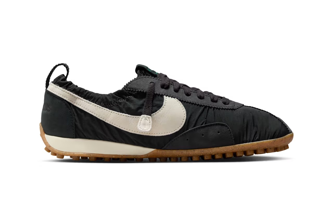 靴 NIKE jacquemus Jacquemus And Nike Revive The 1972 Moon Shoe In Three